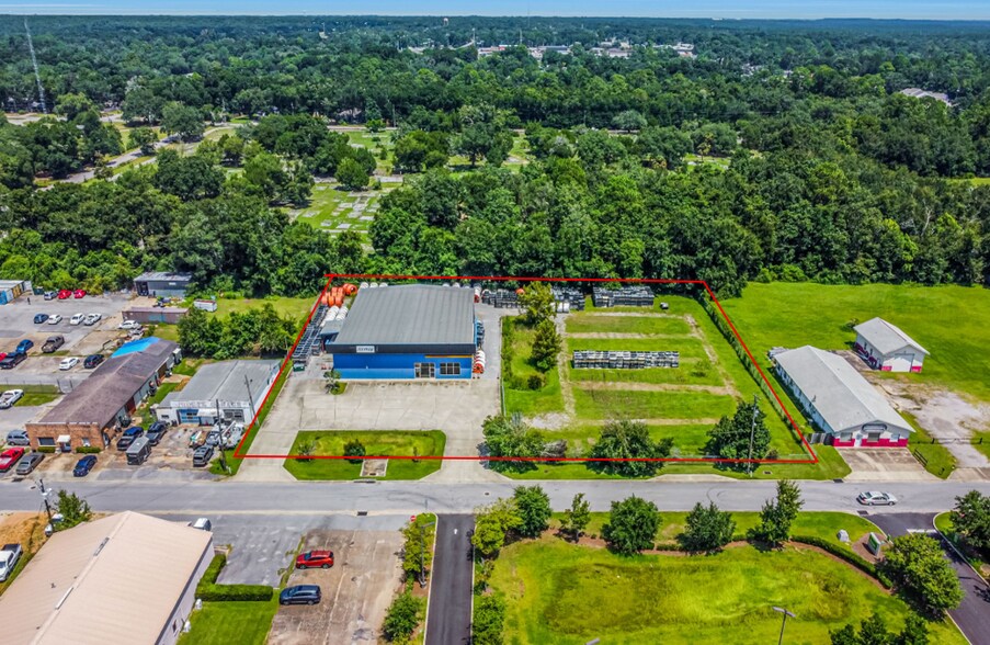 6632 Elva St, Milton, FL à louer - Photo du bâtiment - Image 1 de 18