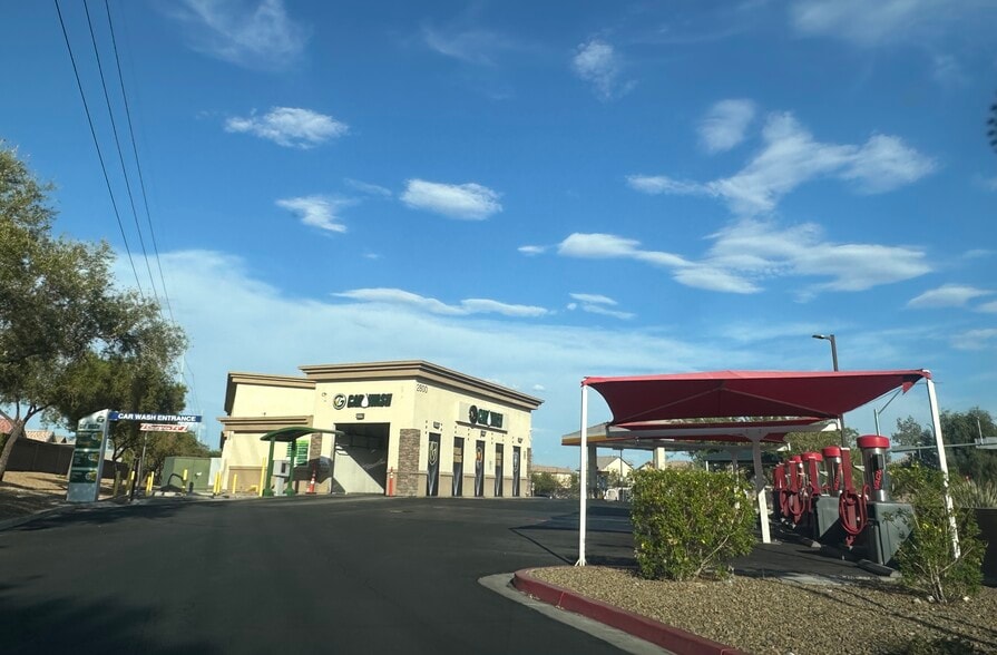2800 E Tropical Pky, North Las Vegas, NV for lease - Building Photo - Image 3 of 9