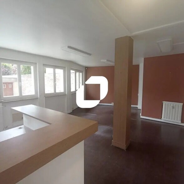 Office in Boulogne-Billancourt for sale - Building Photo - Image 3 of 5