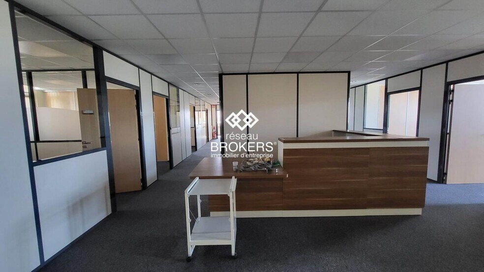 Office in Le Havre for lease - Interior Photo - Image 1 of 4