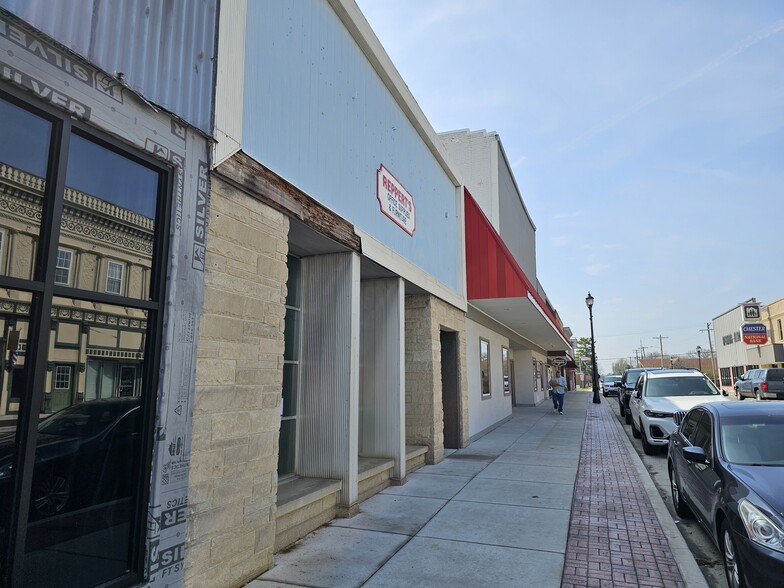 148 W Broadway St, Sparta, IL for sale - Building Photo - Image 3 of 7