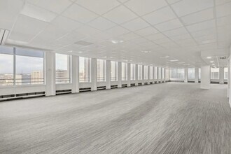 1 Place De La Pyramide, Puteaux à vendre Photo intérieure- Image 1 de 3