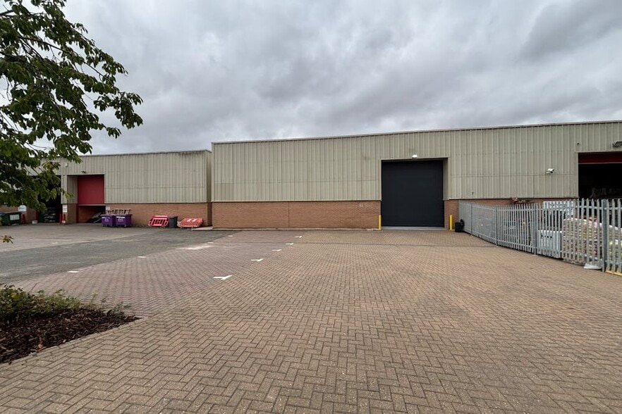 Avenue Two, Witney for lease - Building Photo - Image 2 of 2