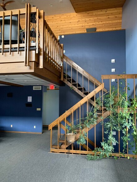 1820 University Ave, Green Bay, WI à vendre - Photo intérieure - Image 2 de 9