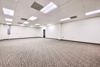 315 W James St, Lancaster, PA for lease Interior Photo- Image 2 of 5