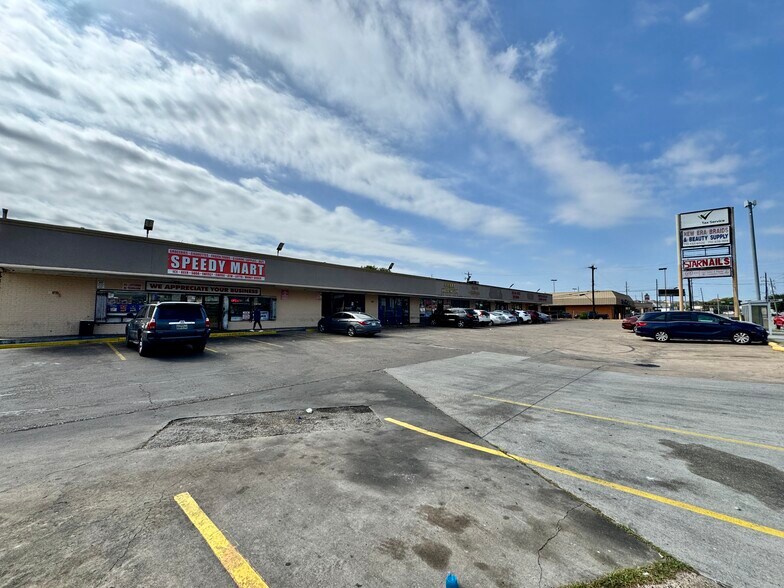 2901 Westridge St, Houston, TX for sale - Building Photo - Image 2 of 4