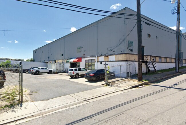 More details for 2525-2527 Loch Raven Rd, Baltimore, MD - Industrial for Lease