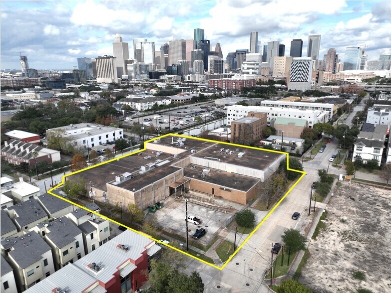 1616 McGowen St, Houston, TX à vendre - Photo du bâtiment - Image 1 de 7
