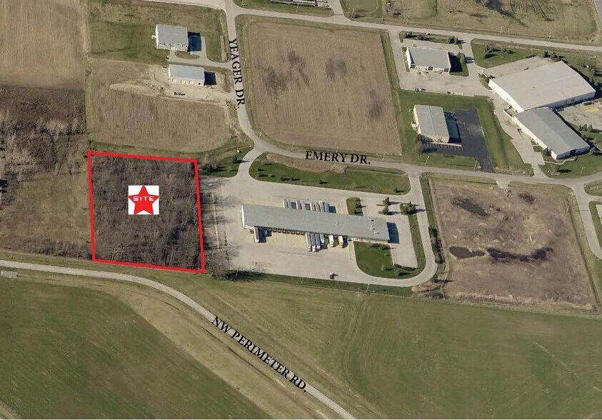 9390 Yeager Ln, Fort Wayne, IN à vendre - Photo du bâtiment - Image 1 de 2