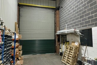 Moorside Rd, Winchester for lease Interior Photo- Image 2 of 5