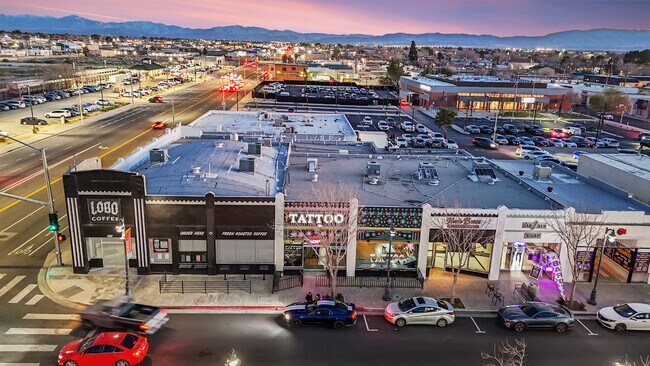 More details for 500-510 W Lancaster Blvd, Lancaster, CA - Retail for Sale