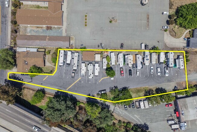 Plus de détails pour 381 Arthur Rd, Martinez, CA - Multi-résidentiel à vendre