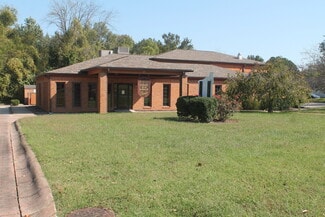 Plus de détails pour 1235 Cedar Ct, Carbondale, IL - Bureau à vendre