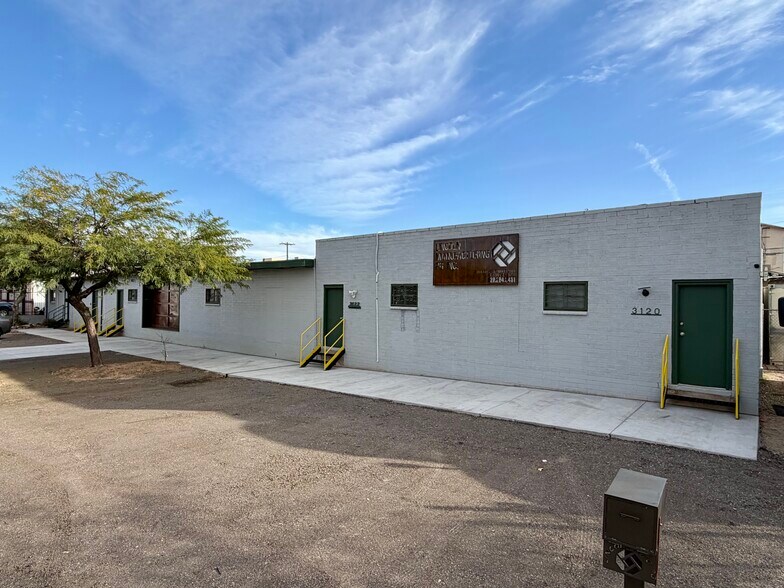 3122-3144 E Columbia St, Tucson, AZ à vendre - Photo du bâtiment - Image 1 de 54