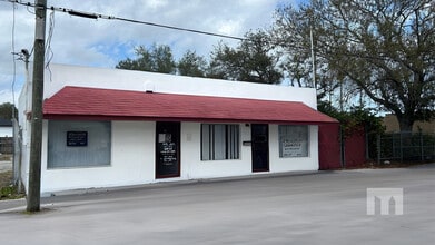 100 NW 1st St, Hallandale Beach, FL à louer Photo intérieure- Image 2 de 11