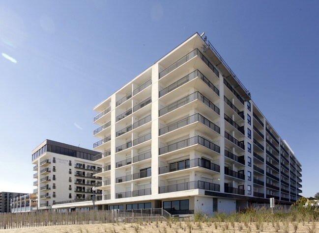 Plus de détails pour 511 N Boardwalk, Rehoboth Beach, DE - Coworking à louer