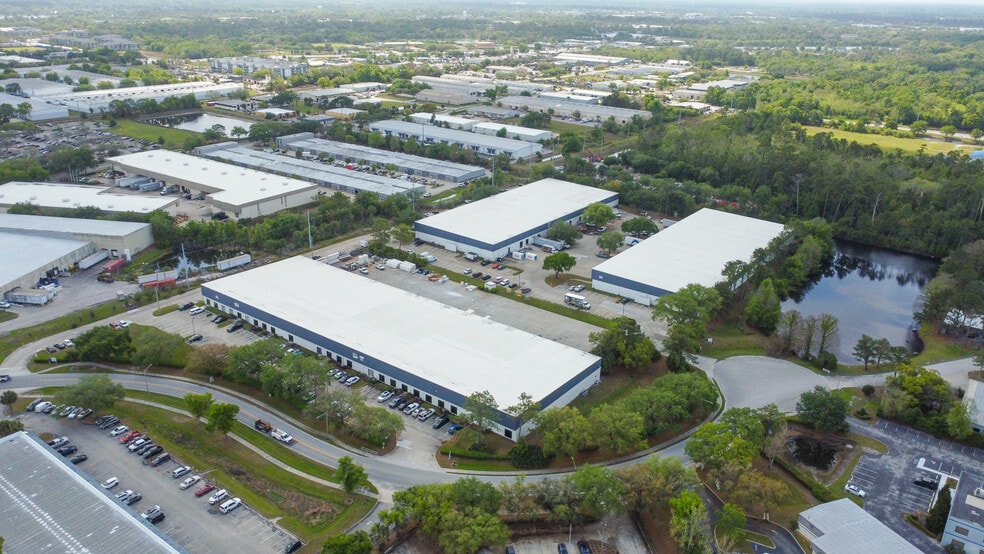 975 Florida Central Pky, Longwood, FL for lease - Aerial - Image 3 of 10