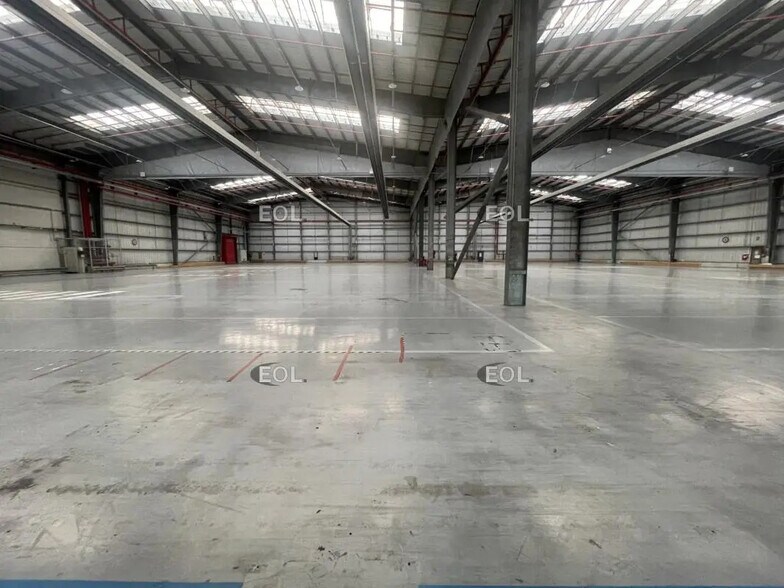 Industrial in Gennevilliers for lease - Building Photo - Image 2 of 6