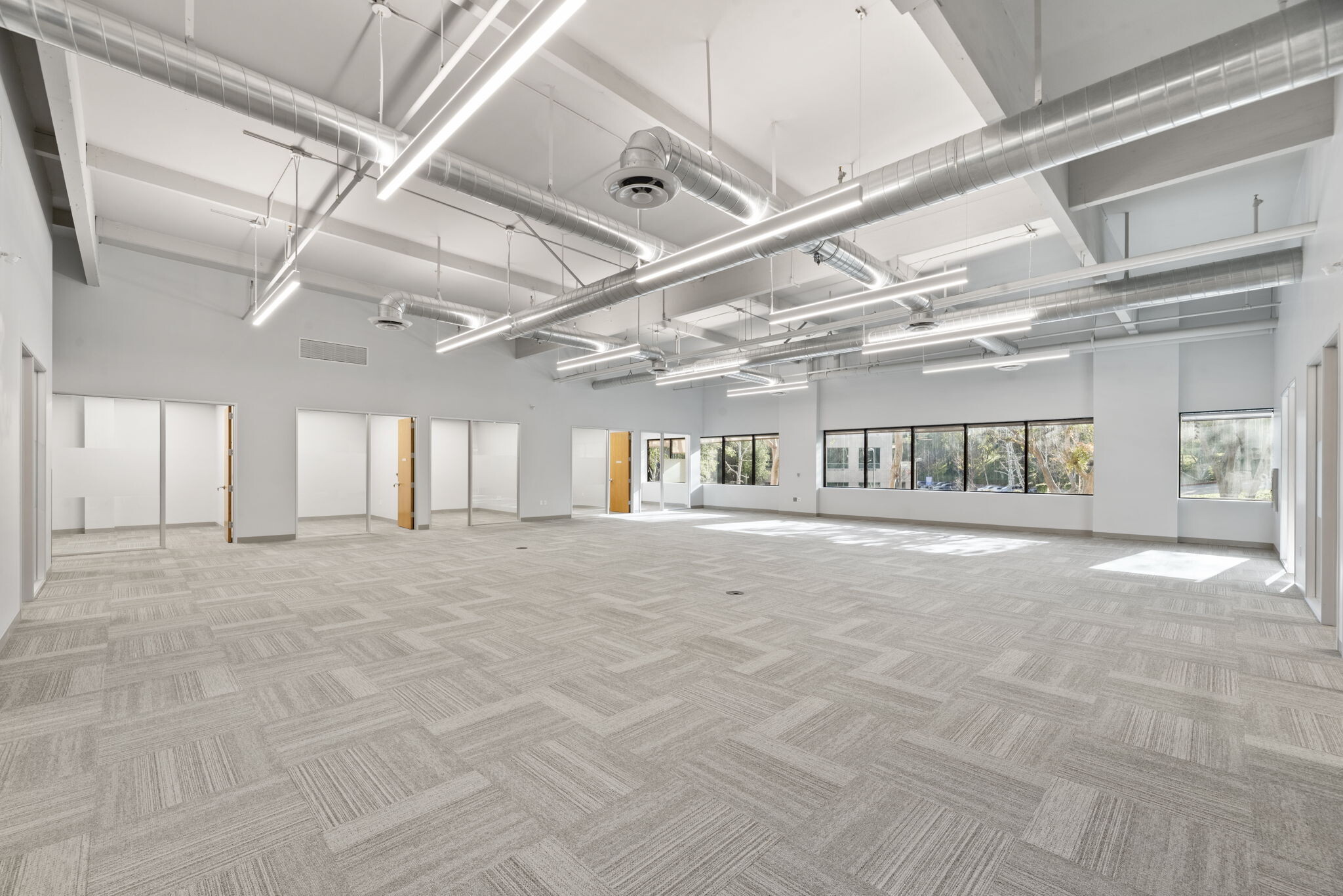 30401 Agoura Rd, Agoura Hills, CA à louer Photo intérieure- Image 1 de 6