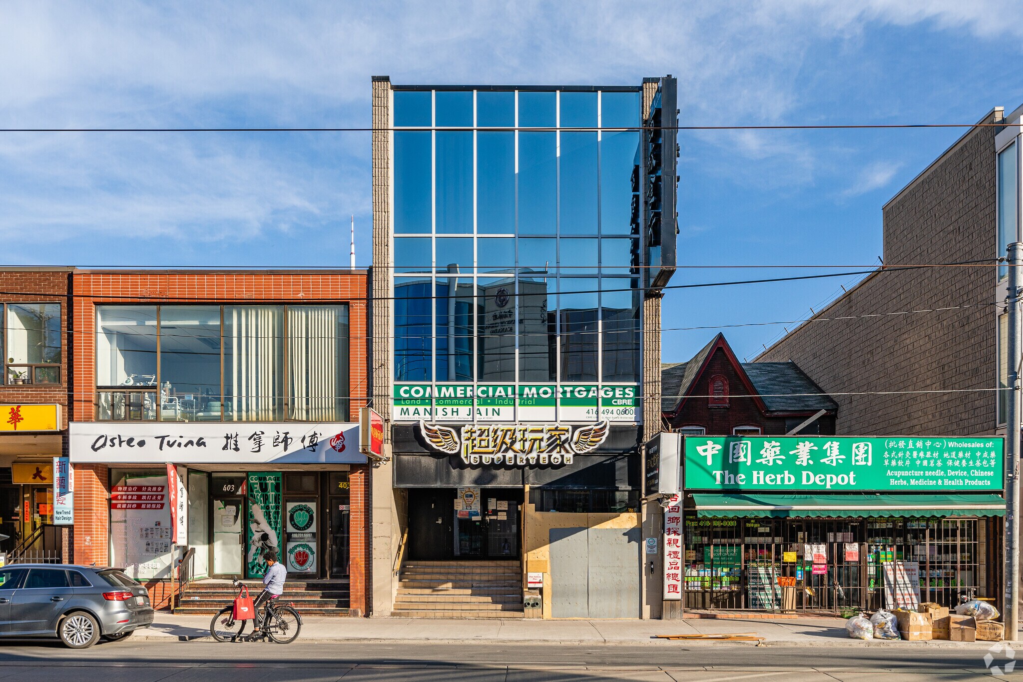 405 Dundas St W, Toronto, ON for sale Primary Photo- Image 1 of 1