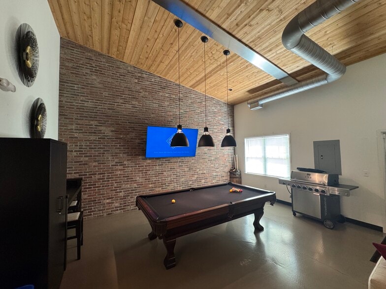 2146 N Karwick Rd, Michigan City, IN à louer - Photo intérieure - Image 3 de 11