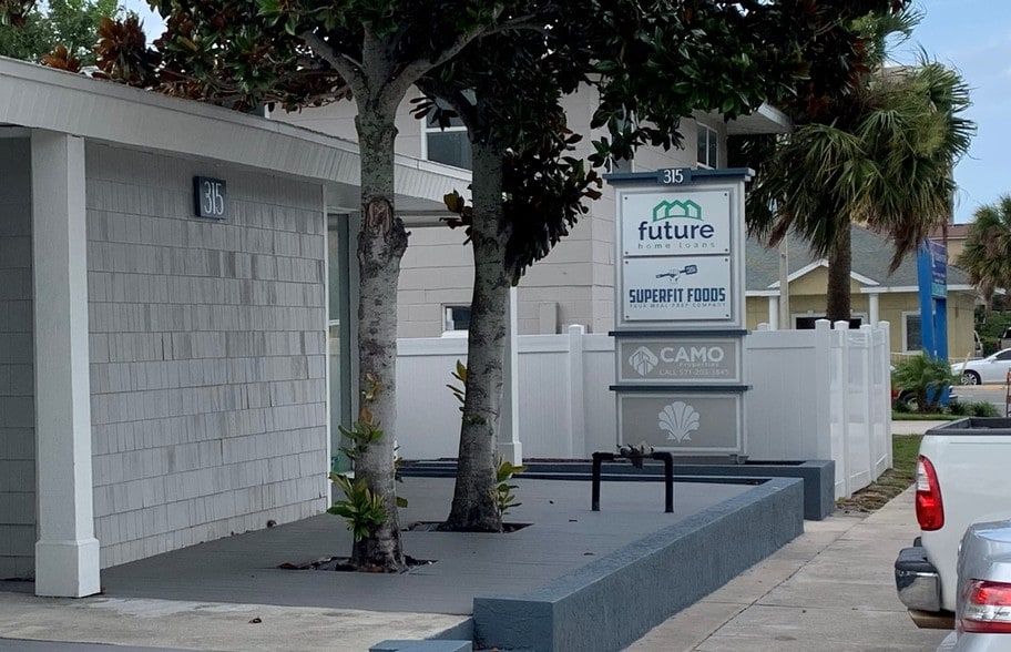 315 11th Ave N, Jacksonville Beach, FL for lease - Building Photo - Image 3 of 69