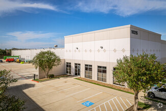 Plus de détails pour 10215 S Sam Houston Pky W, Houston, TX - Industriel/Logistique à louer