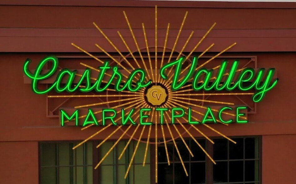 3295 Castro Valley Blvd, Castro Valley, CA à louer - Photo du bâtiment - Image 2 de 7