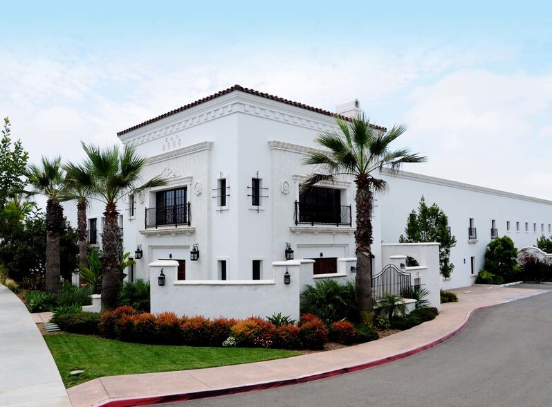 4650 Overland Ave, San Diego, CA à louer - Photo du bâtiment - Image 1 de 12