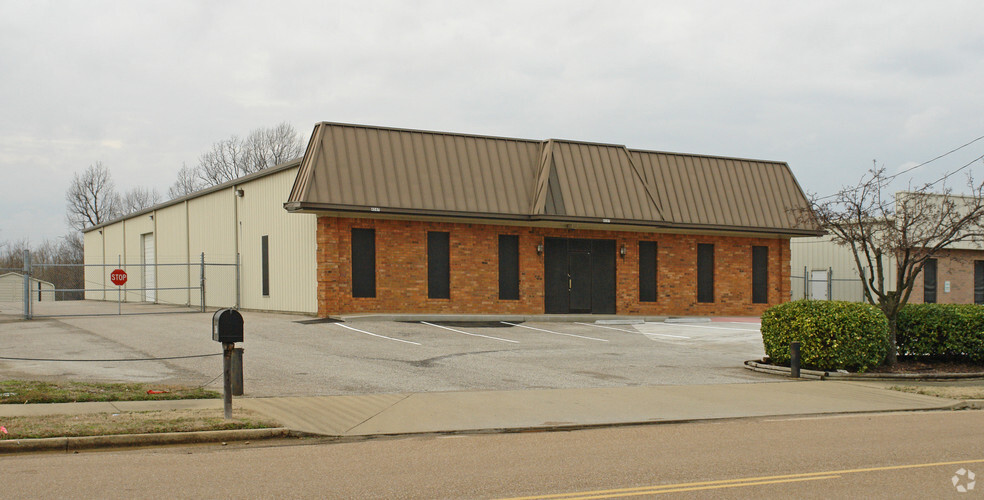 4587 Damascus Rd, Memphis, TN for lease - Primary Photo - Image 1 of 8