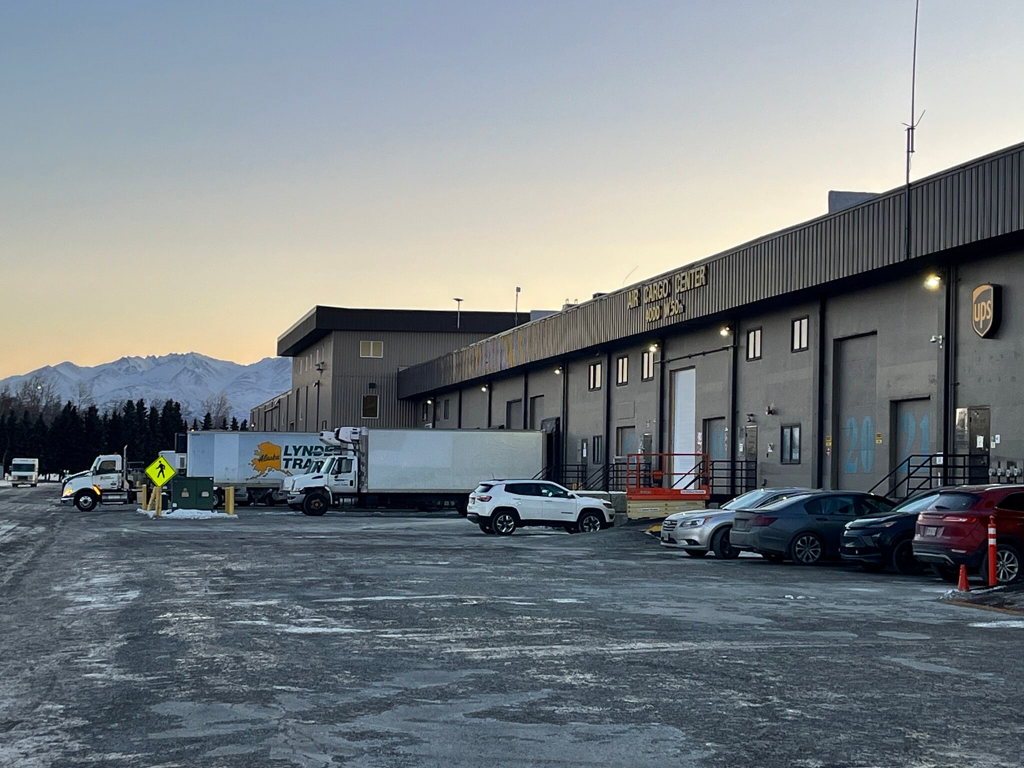 4000 W 50th Ave, Anchorage, AK for sale Primary Photo- Image 1 of 13