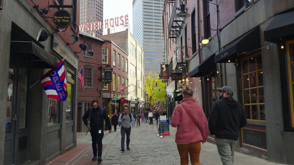 10 Marshall St, Boston, MA à vendre - Vidéo sur l’inscription commerciale - Image 2 de 12