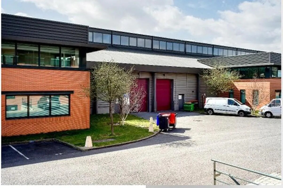 Bureau dans Saint-Denis à louer Photo du bâtiment- Image 1 de 7