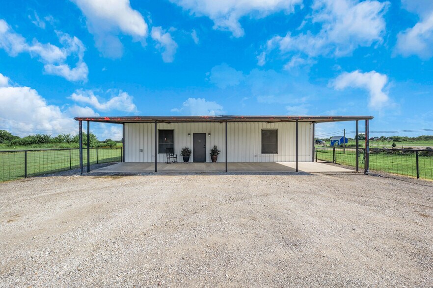 8505 W Interstate Highway 30, Cumby, TX à vendre - Photo du bâtiment - Image 1 de 33