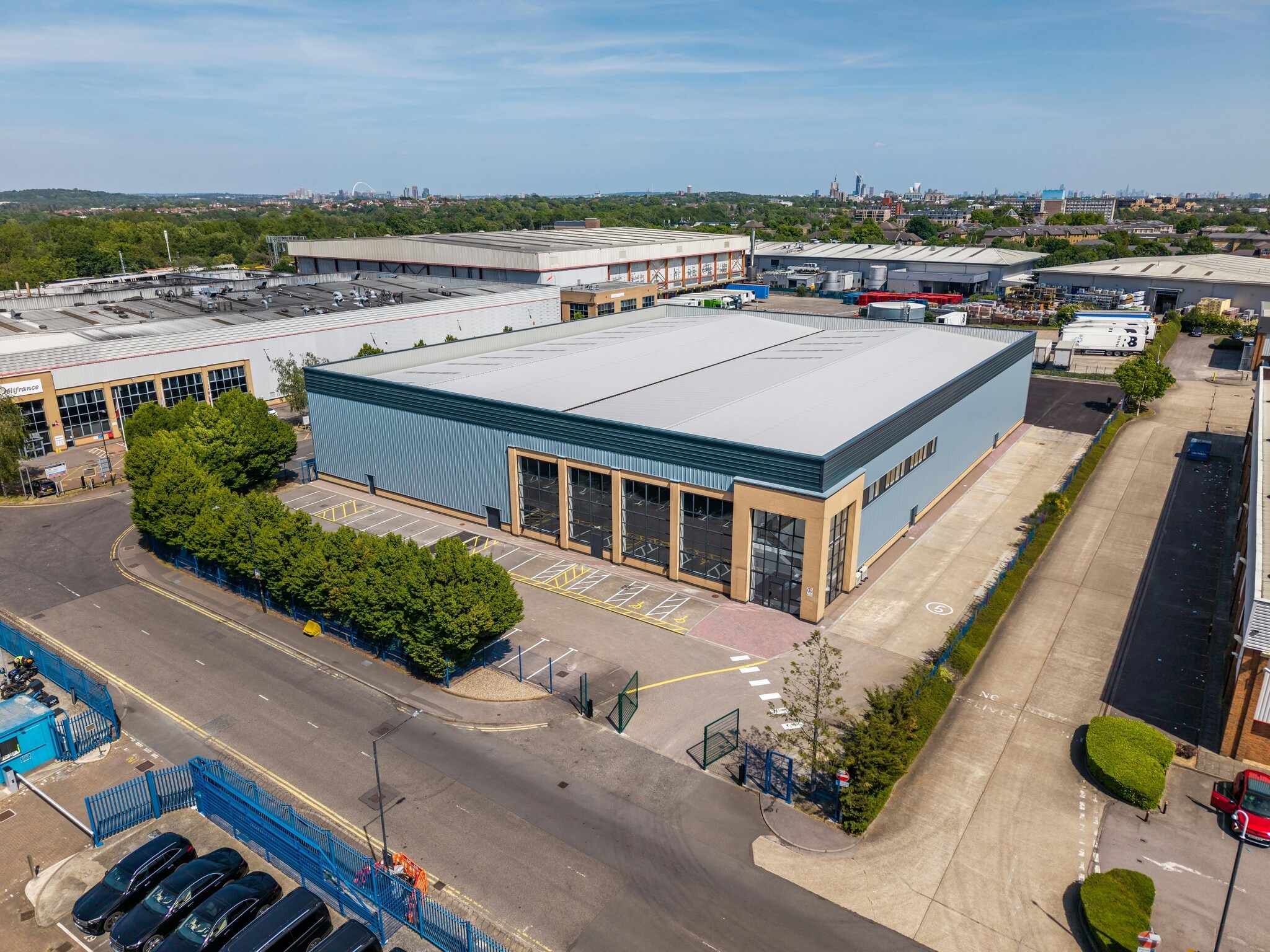 Dean Way, Southall for lease Building Photo- Image 1 of 12