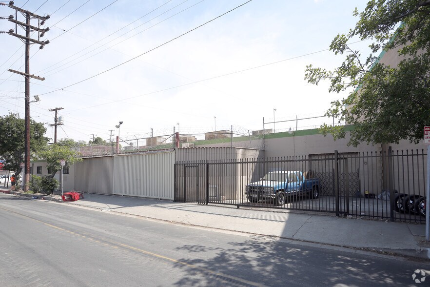 1401 Wilson St, Los Angeles, CA for lease - Building Photo - Image 2 of 12