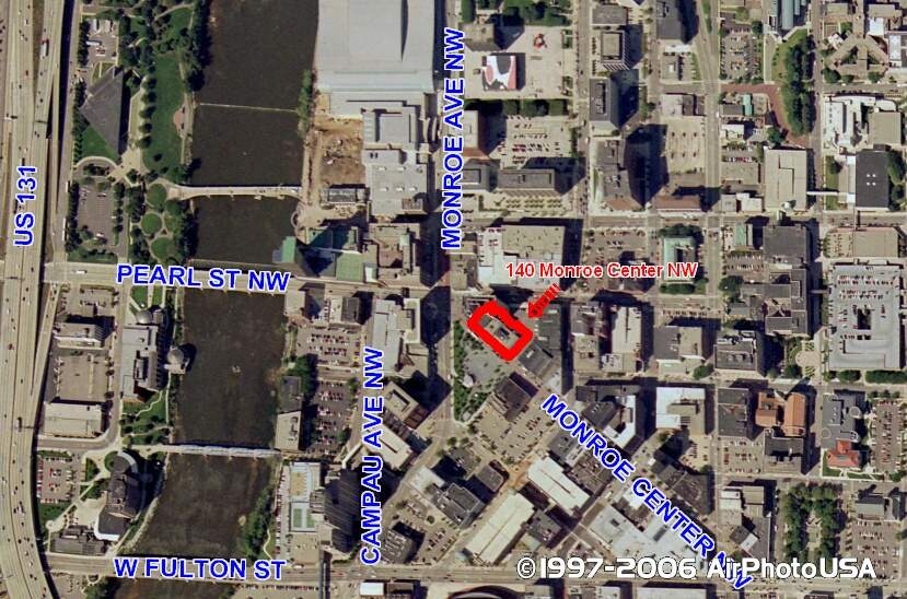 140 Monroe Center St NW, Grand Rapids, MI à louer - Aérien - Image 2 de 9