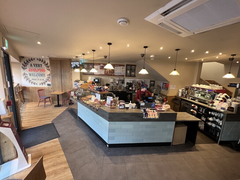 8-10 Henderson St, Bridge Of Allan à louer - Photo intérieure - Image 2 de 5