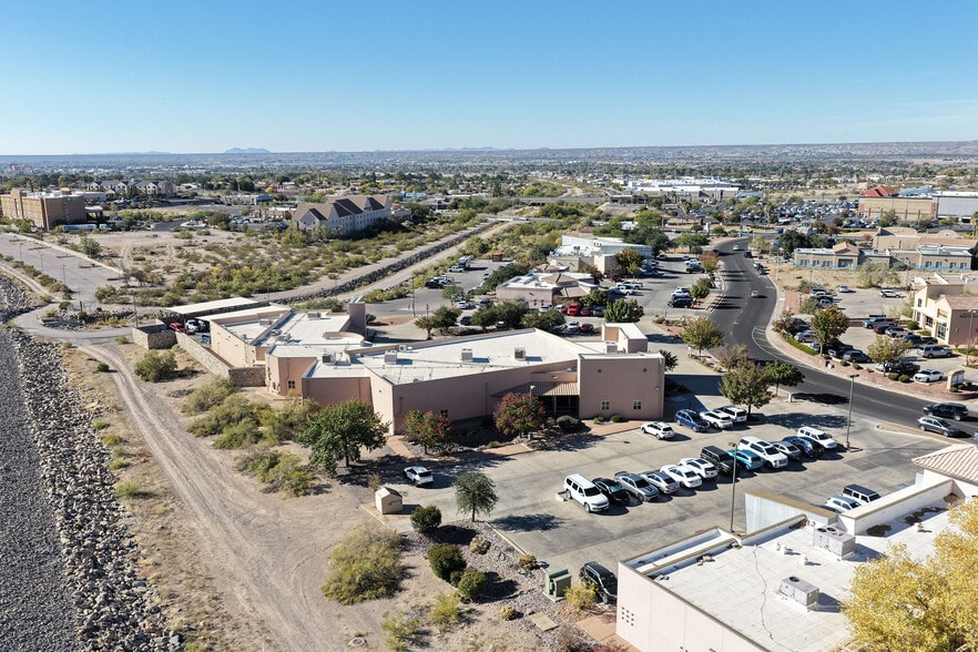 1140 Commerce Dr, Las Cruces, NM for lease - Building Photo - Image 3 of 16