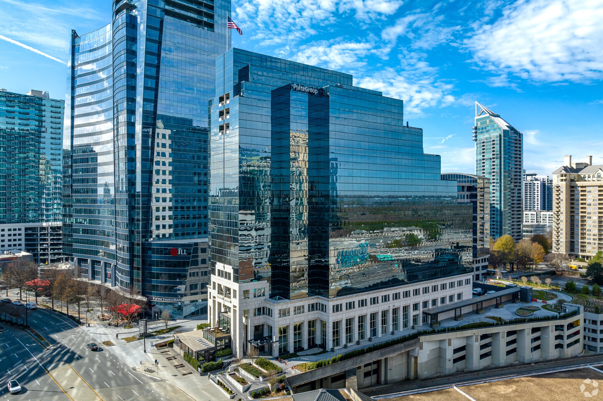 3350 Peachtree Rd Ne, Atlanta, GA for lease Building Photo- Image 1 of 33