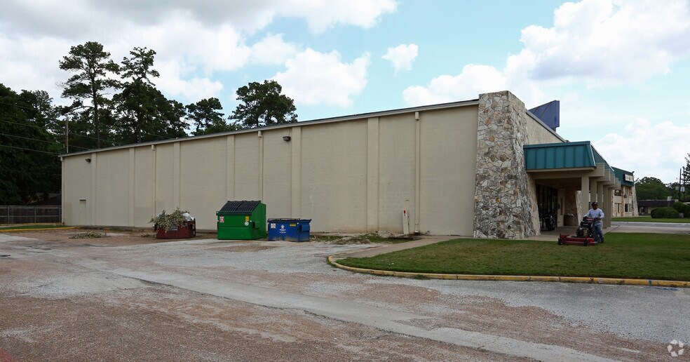 6560 Fm-1960 Rd W, Houston, TX à vendre - Photo du bâtiment - Image 2 de 3