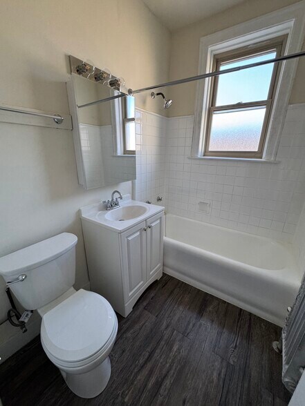 7600-14 S South Shore Dr, Chicago, IL à vendre - Photo du bâtiment - Image 3 de 17