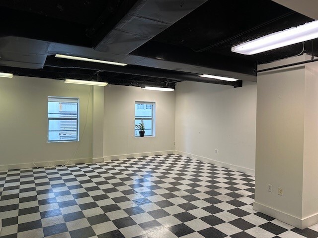 1245 Washington Ave, Miami Beach, FL for lease - Interior Photo - Image 2 of 11