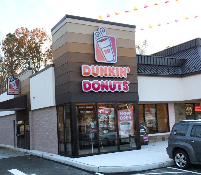 700 State Route 70, Lakewood, NJ for lease - Building Photo - Image 2 of 2