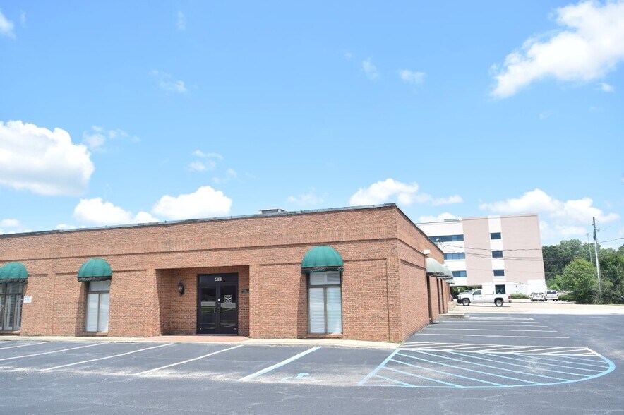 4165 Carmichael Rd, Montgomery, AL à vendre - Photo du bâtiment - Image 3 de 4