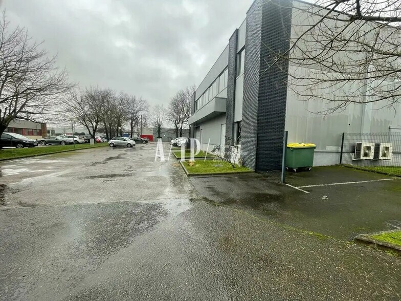 Flex in Mérignac for lease - Building Photo - Image 2 of 13