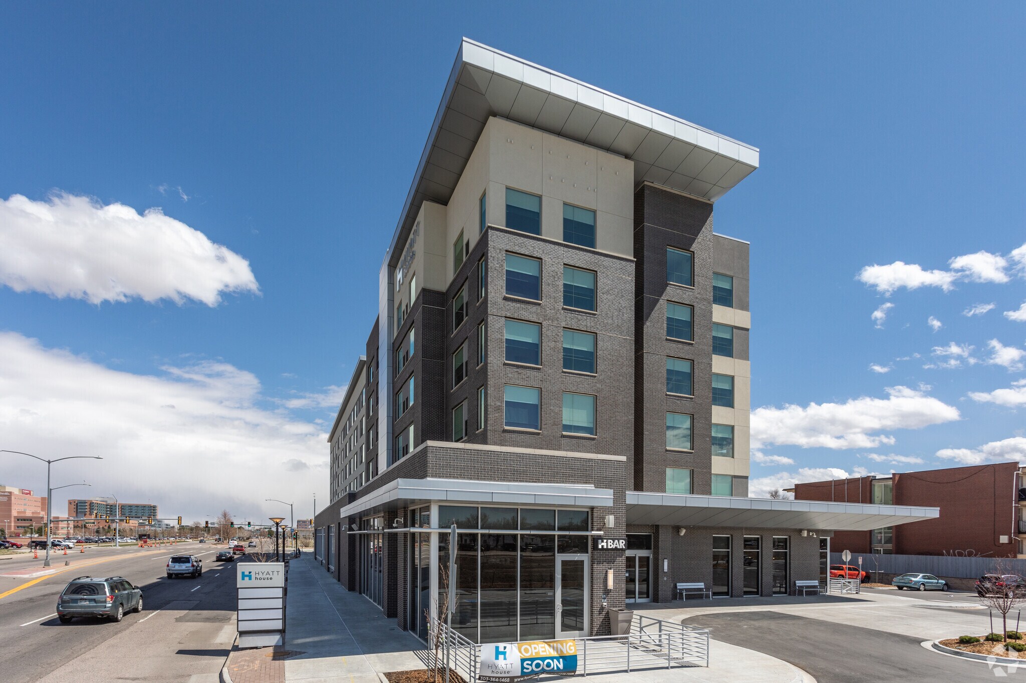 12230 E Colfax Ave, Aurora, CO à louer Photo du bâtiment- Image 1 de 8
