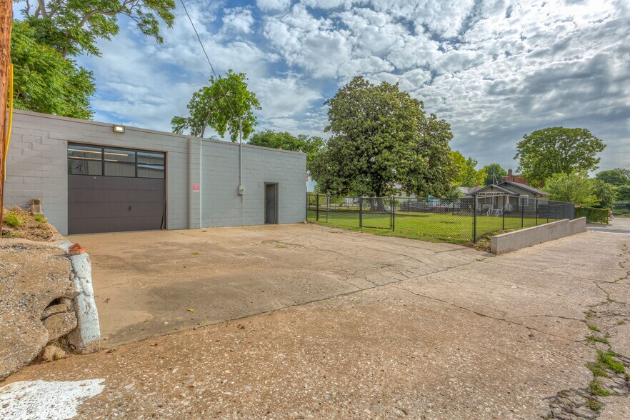 1128 S Elgin Ave, Tulsa, OK à louer - Photo du bâtiment - Image 2 de 33