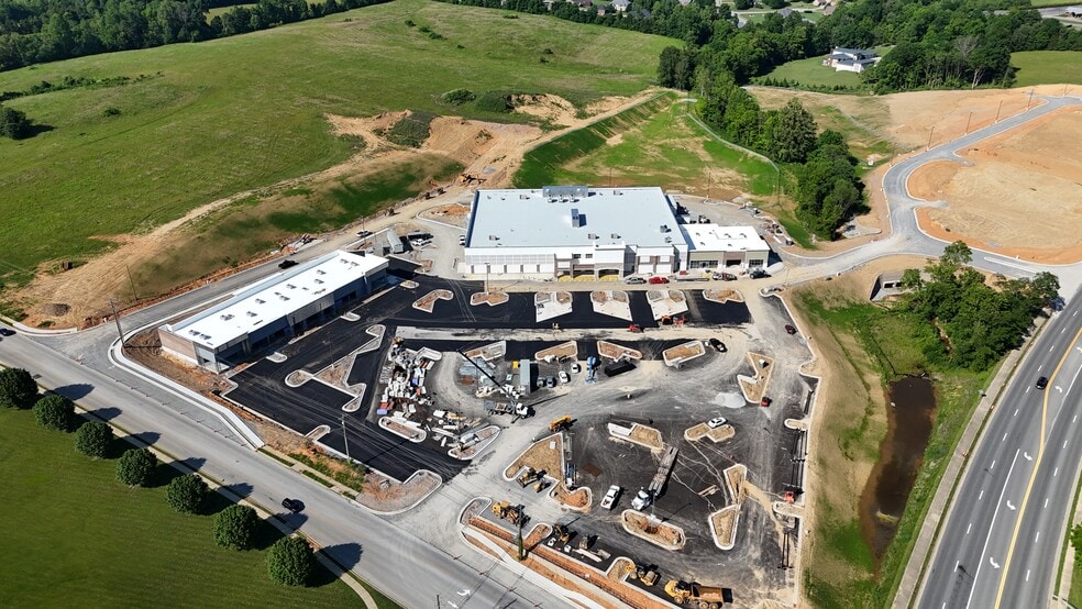 2300 Ring Rd, Elizabethtown, KY for lease - Building Photo - Image 3 of 10