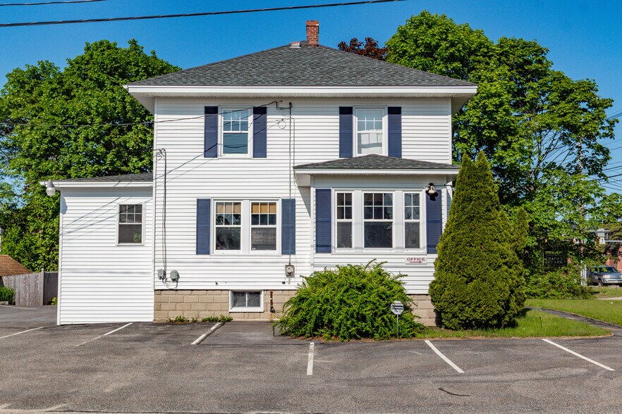 254 US Route 1, Scarborough, ME à louer - Photo du bâtiment - Image 2 de 11